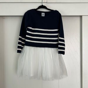 NWT navy and white tulle dress, 24M